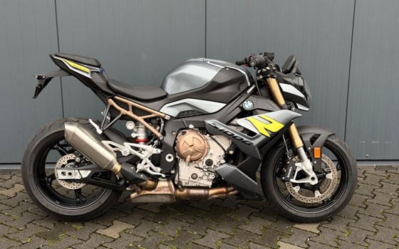 Gebrauchtmotorrad BMW S 1000 R - Bild 1