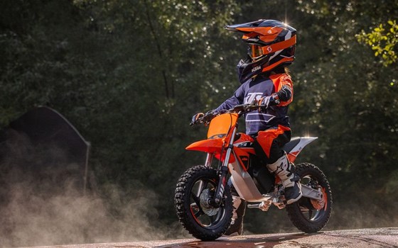 Neufahrzeug KTM SX-E 2 - Bild 9