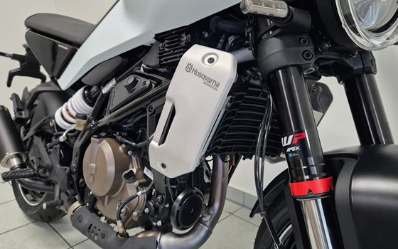 Neufahrzeug Husqvarna Vitpilen 401 - Bild 7