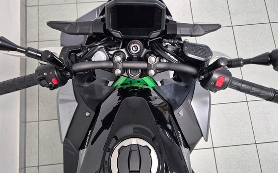 Neufahrzeug Kawasaki Z 500 SE - Bild 11