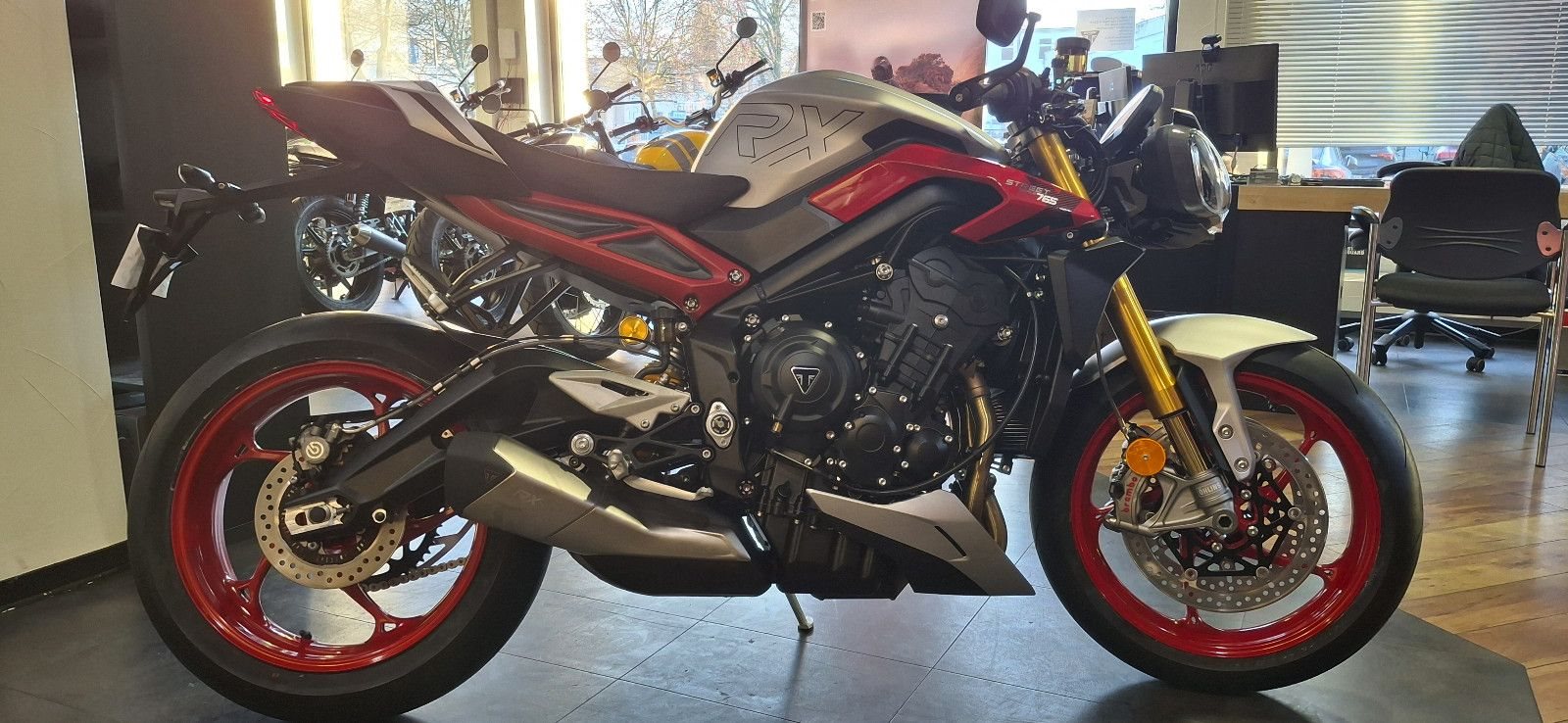 Triumph Street Triple 765 RX