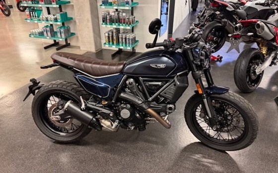 Gebrauchtmotorrad Ducati Scrambler Nightshift - Bild 1