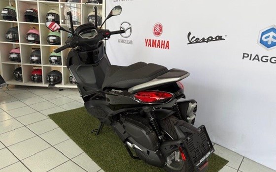 Gebrauchtmotorrad Piaggio Beverly 400 hpe - Bild 3