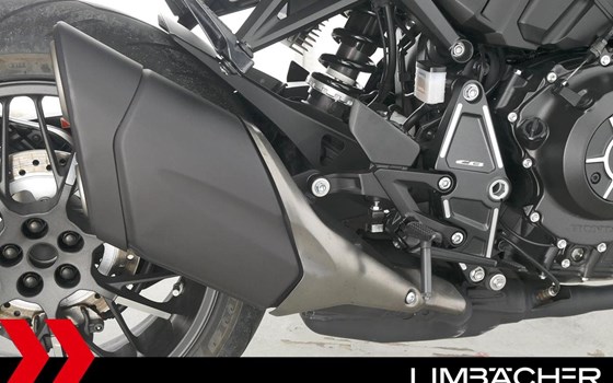 Gebrauchtmotorrad Honda CB1000R Black Edition - Bild 16