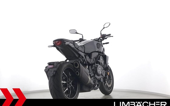 Gebrauchtmotorrad Honda CB1000R Black Edition - Bild 8