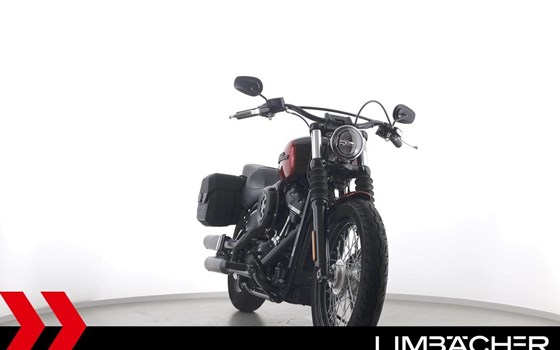 Gebrauchtmotorrad Harley-Davidson Softail Street Bob FXBB - Bild 11