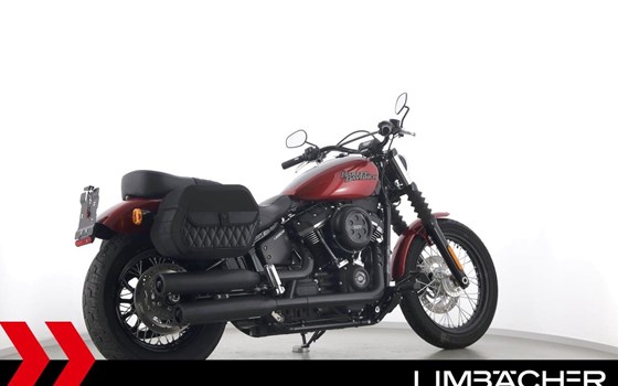 Gebrauchtmotorrad Harley-Davidson Softail Street Bob FXBB - Bild 9