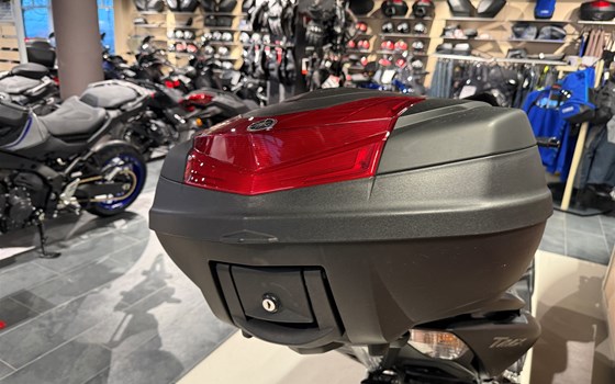 Gebrauchtmotorrad Yamaha T-MAX 530 Black Max - Bild 8