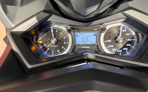 Gebrauchtmotorrad Yamaha T-MAX 530 Black Max - Bild 9