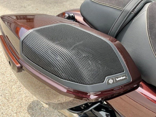 Harley-Davidson CVO Street Glide FLHXSE (Copperhead/Scorched Chrome Finish) - Bild 12