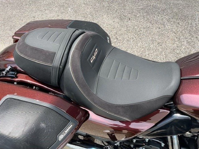 Harley-Davidson CVO Street Glide FLHXSE (Copperhead/Scorched Chrome Finish) - Bild 8