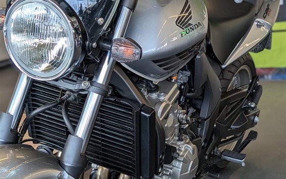 Gebrauchtmotorrad Honda CBF 600 - Bild 2