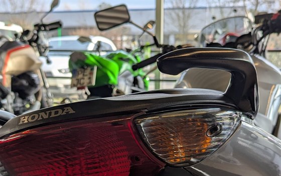 Gebrauchtmotorrad Honda CBF 600 - Bild 8