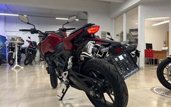 Gebrauchtmotorrad Honda CB125R - Bild 4