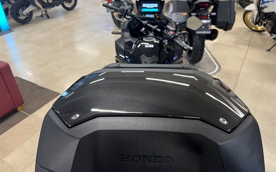 Gebrauchtmotorrad Honda NT1100 - Bild 6