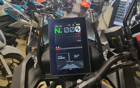 Gebrauchtmotorrad KTM 1390 Super Adventure S EVO - Bild 5