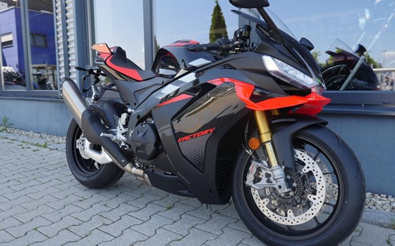 Neufahrzeug Aprilia RSV4 1100 Factory - Bild 9