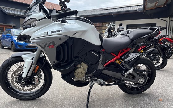 Gebrauchtmotorrad Ducati Multistrada V4 S - Bild 2