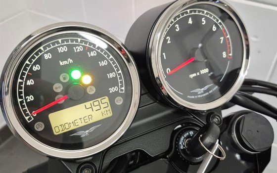 Gebrauchtmotorrad Moto Guzzi V7 Special - Bild 4