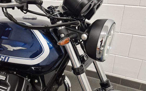 Gebrauchtmotorrad Moto Guzzi V7 Special - Bild 7