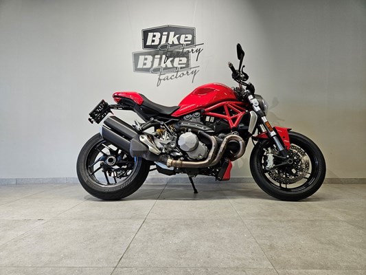 Ducati Monster 1200 (rot) - Bild 2