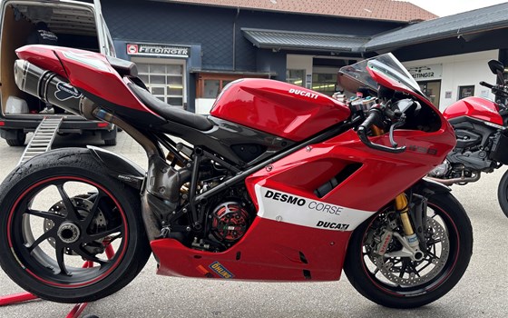 Gebrauchtmotorrad Ducati 1198 S - Bild 1