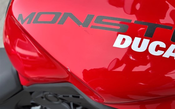 Gebrauchtmotorrad Ducati Monster + - Bild 3