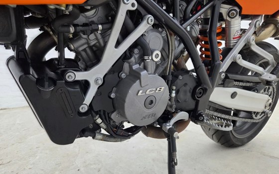 Gebrauchtmotorrad KTM 990 Supermoto - Bild 3