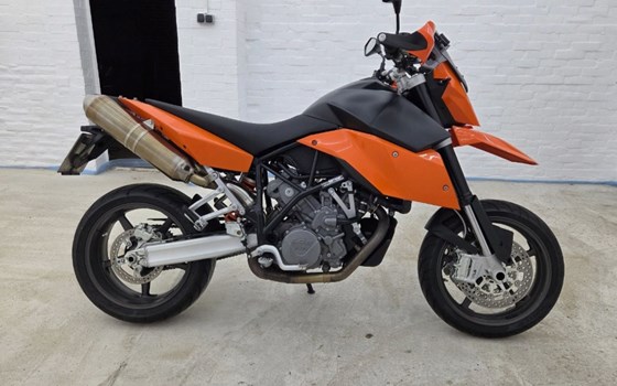 Gebrauchtmotorrad KTM 990 Supermoto - Bild 4