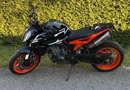 Gebrauchte KTM 890 Duke GP