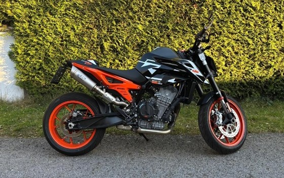 Gebrauchtmotorrad KTM 890 Duke GP - Bild 4