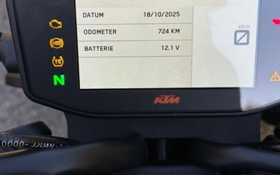 Gebrauchtmotorrad KTM 890 Duke GP - Bild 5