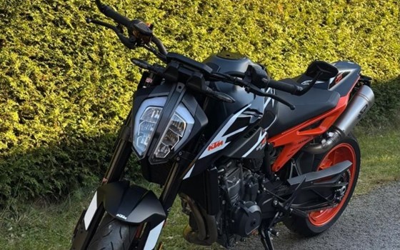 Gebrauchtmotorrad KTM 890 Duke GP - Bild 6