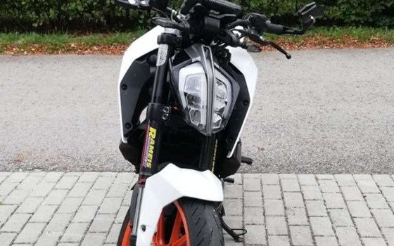 Gebrauchtmotorrad KTM 390 Duke - Bild 3