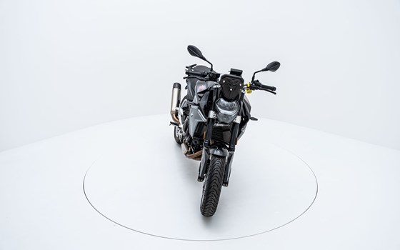Motorrad Occasion BMW F 900 R - Bild 7