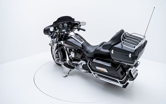 Motorrad Occasion Harley-Davidson Electra Glide Ultra Classic FLHTCU - Bild 5