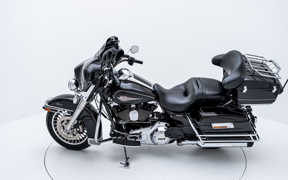 Motorrad Occasion Harley-Davidson Electra Glide Ultra Classic FLHTCU - Bild 6