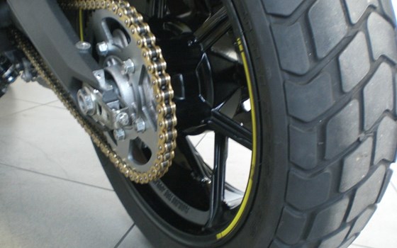 Gebrauchtmotorrad Ducati Scrambler Flat Track Pro - Bild 5