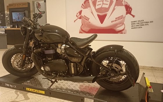 Gebrauchtmotorrad Triumph Bonneville Bobber - Bild 3