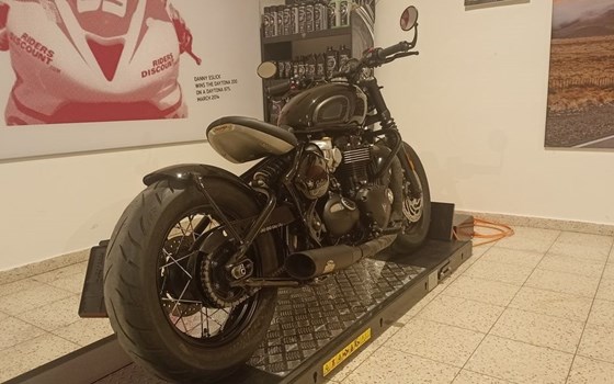 Gebrauchtmotorrad Triumph Bonneville Bobber - Bild 4