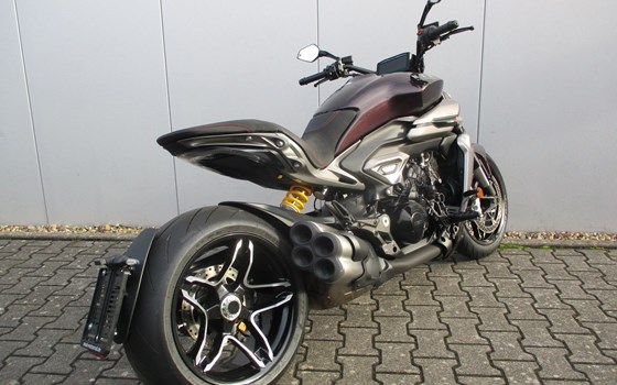 Gebrauchtmotorrad Ducati XDiavel V4 - Bild 6