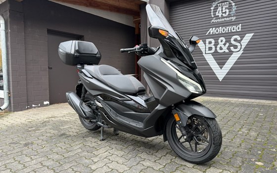 Gebrauchtmotorrad Honda Forza 350 - Bild 2