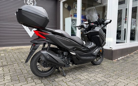Gebrauchtmotorrad Honda Forza 350 - Bild 3