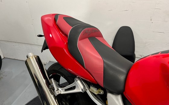 Gebrauchtmotorrad Honda VTR 1000 F Fire Storm - Bild 12