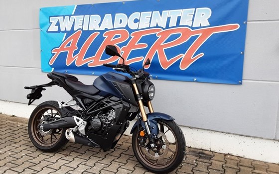 Gebrauchtmotorrad Honda CB125R - Bild 4