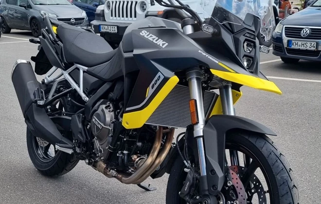 Suzuki V-Strom 800