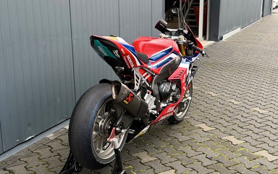 Gebrauchtmotorrad Honda CBR1000RR-R Fireblade SP - Bild 2