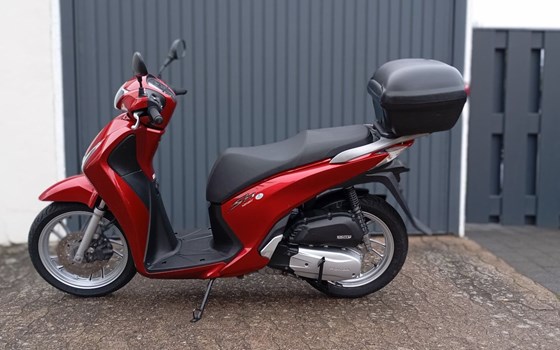 Gebrauchtmotorrad Honda SH125 - Bild 1