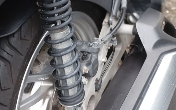 Gebrauchtmotorrad Honda SH125 - Bild 7