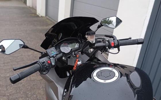 Gebrauchtmotorrad Kawasaki Z1000SX - Bild 6